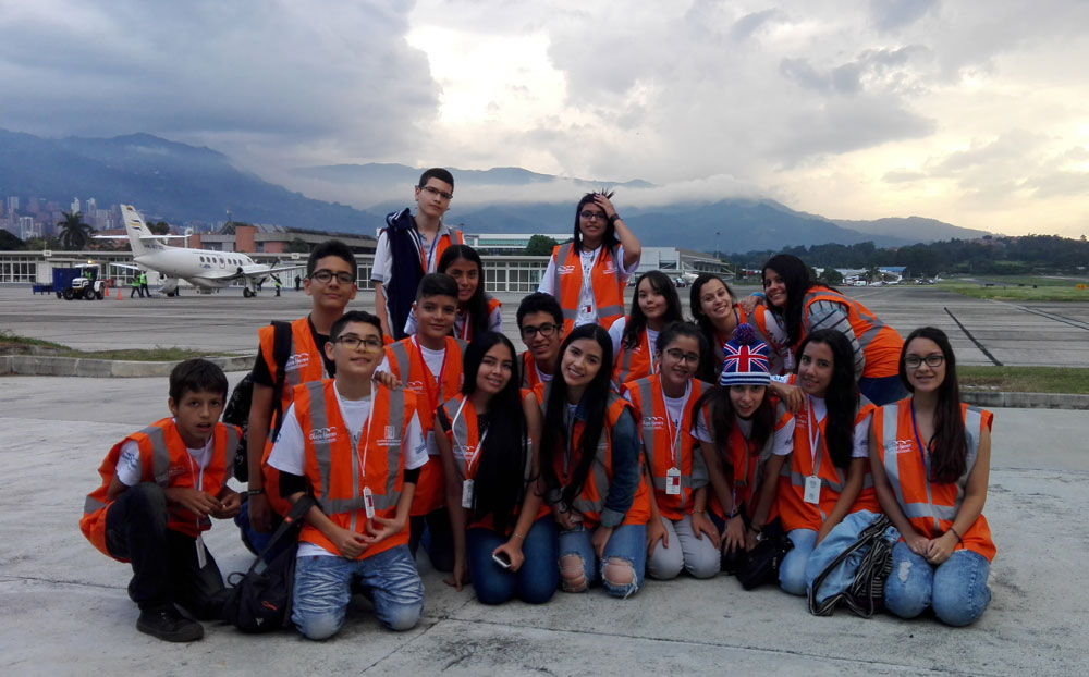 club juvenil del Olaya en taller con Bomberos